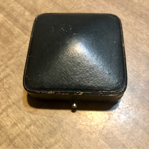 Antique Carved Shell Cameo Necklace, Sterling Silver with Marcasite Accents 💎🖤 - Picture 9 of 9